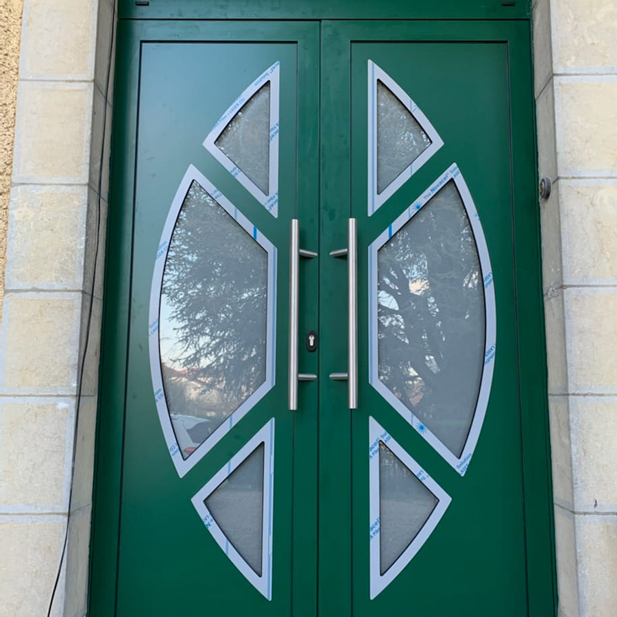Porte d'entrée Menuiserie Pays Basque & Landes
